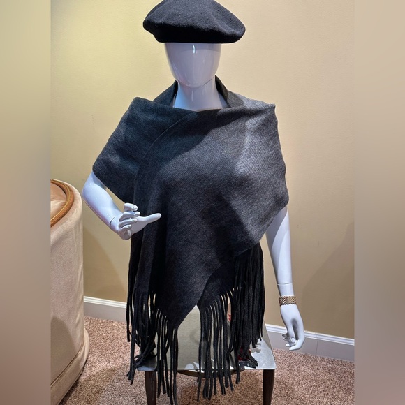 Lucky Brand SOFT Gray Thick Acrylic Oversized Knit Blanket Scarf Wrap OSFM - Picture 1 of 8